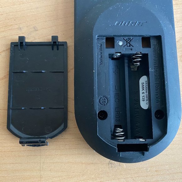 Bose Wave Music System III Premium Backlit Remote with stand - Picture 3 of 3